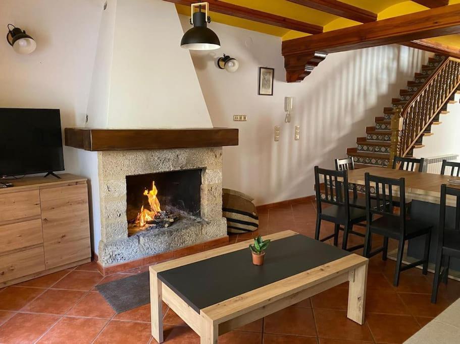 Casa Rural La Pena มิรัมเบล ภายนอก รูปภาพ
